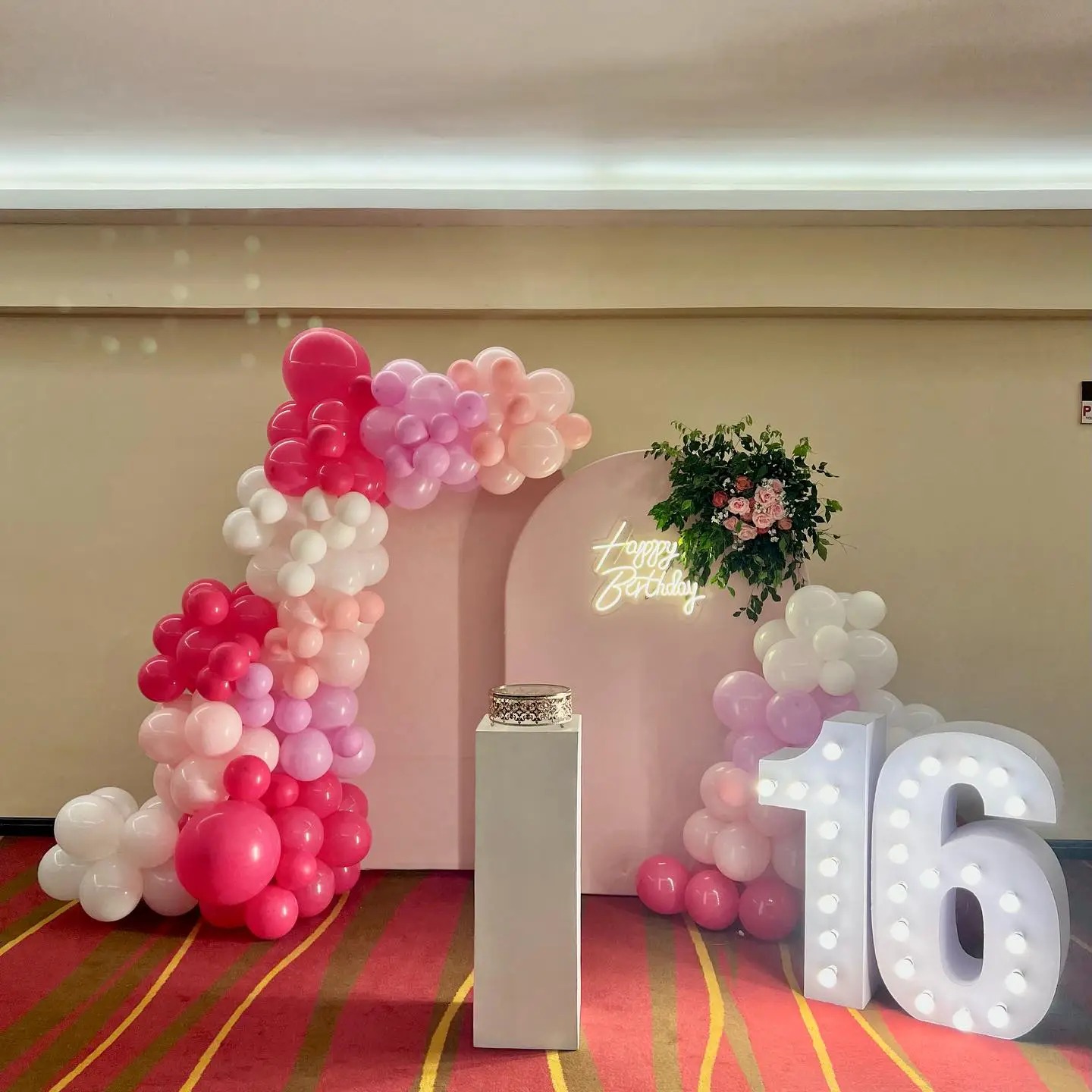Birthday balloon room decoration at home — Kharar