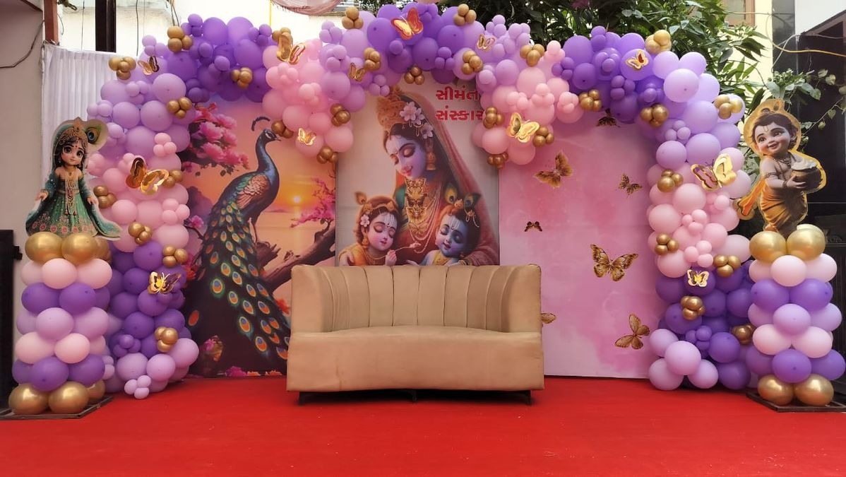 Naming ceremony namkaran balloon decoration with name foil — Mohali